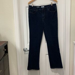 💥3 for $10💥 St. John’s Bay Boot Cut Jeans